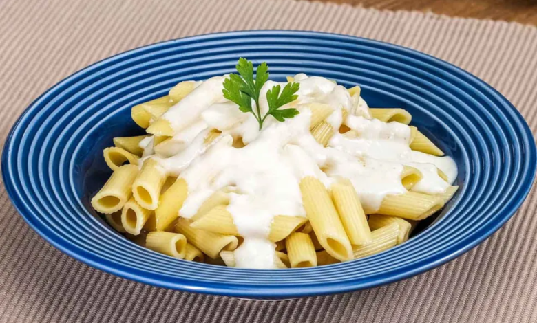 Macarrão com Molho Branco