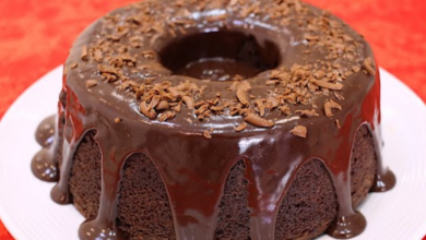 Bolo de Chocolate Simples e Fofinho