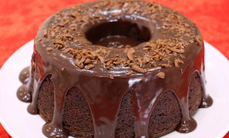 Bolo de Chocolate Simples e Fofinho