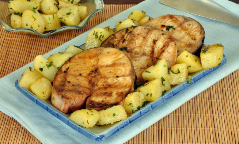 Peixe Assado com Batatas